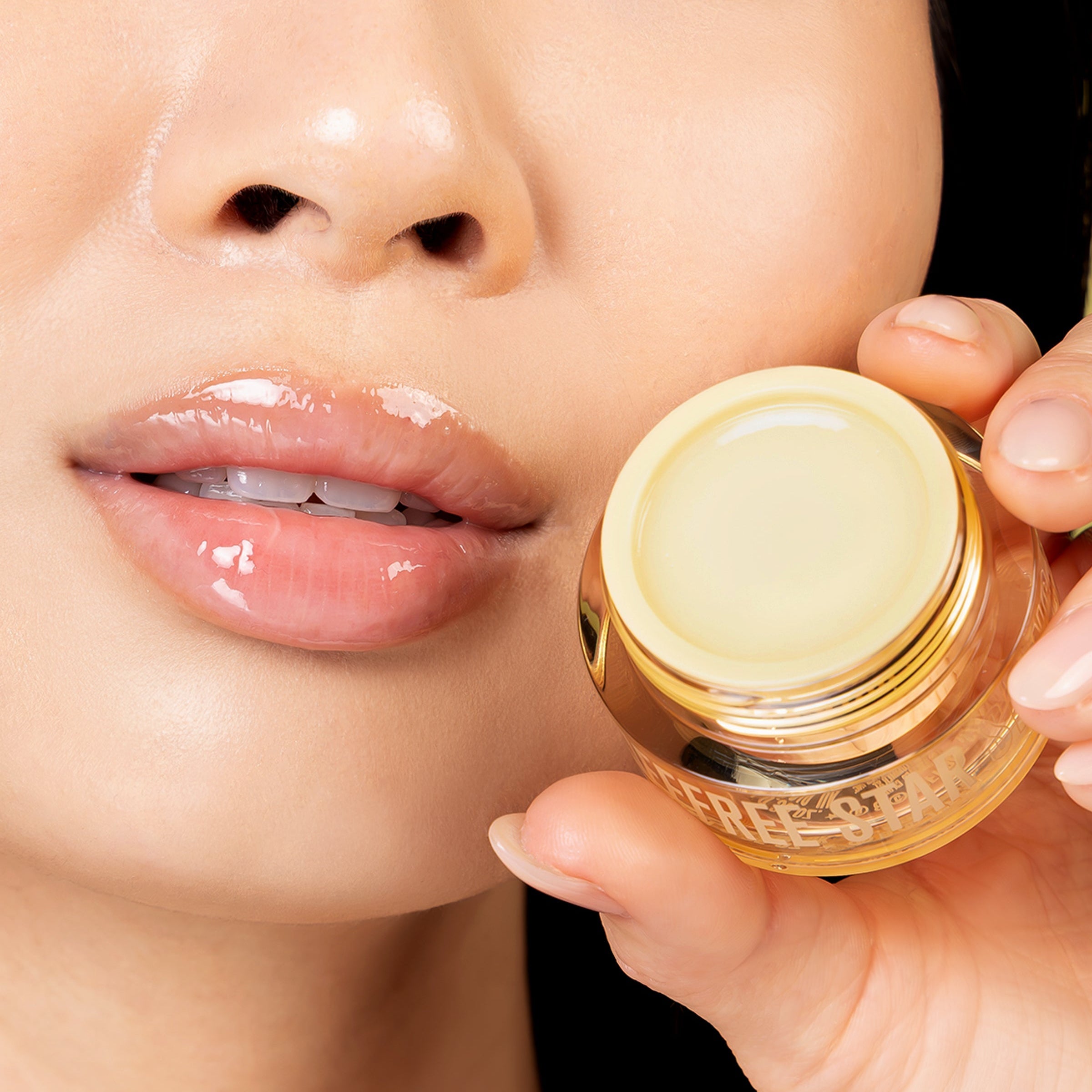 The Revive Lip Mask