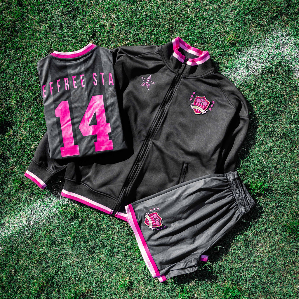 Ultimate Super Fan Bundle